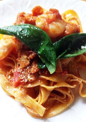 ゴボウと海老のトマトパスタ-レシピのメイン写真