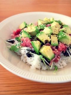 アボカドと生ハムのチラシ寿し風丼-レシピのメイン写真