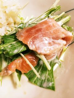 前菜・サーモンのサワークリーム和え-レシピのメイン写真