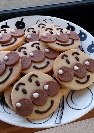 もう８年間焼いてる アンパンマンクッキー-レシピのメイン写真