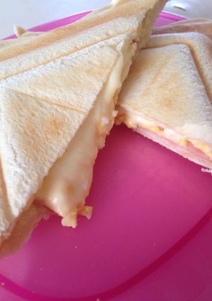 ♡卵とチーズのまろやかホットサンド♡-レシピのメイン写真