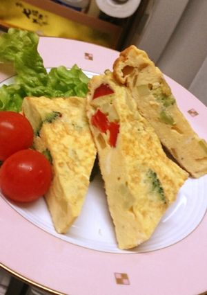 お弁当にオードブルに☆カラフル卵焼き-レシピのメイン写真