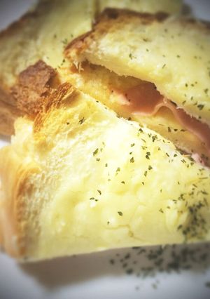 ハムチーズトースト-レシピのメイン写真