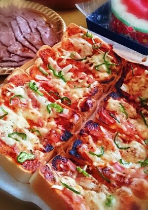 食パンで節約☆簡単☆パーティーピザ-レシピのメイン写真