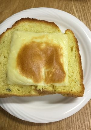 かぼちゃ煮入り食パンのチーズトースト-レシピのメイン写真