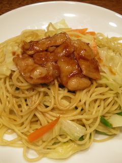 おひとりさまのモツ煮のっけ塩焼きそば-レシピのメイン写真