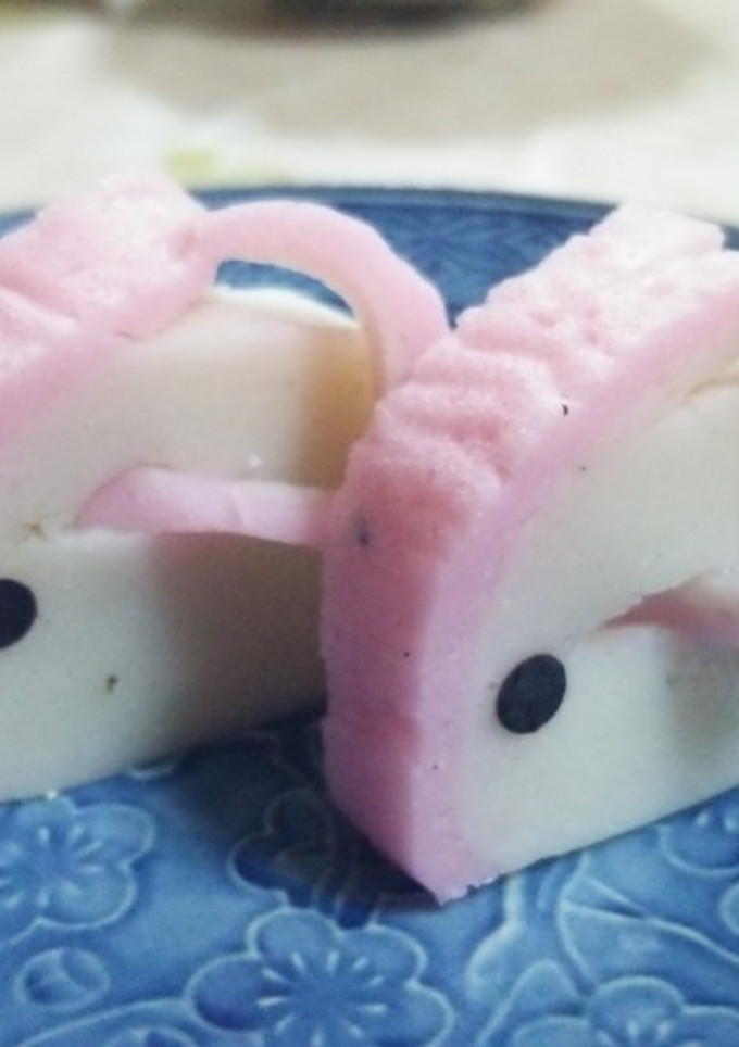おせちかまぼこの羊飾り切り-レシピのメイン写真