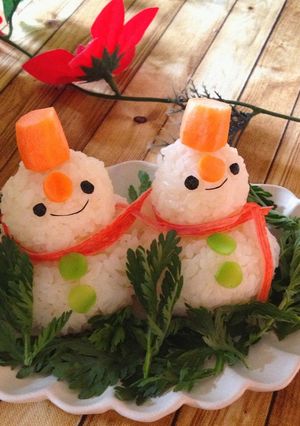 ラブラブマフラー＊雪だるまおにぎり-レシピのメイン写真