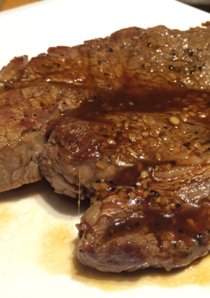 ミディアムレアなステーキの焼き方 QC-レシピのメイン写真