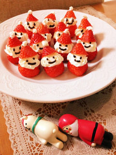 クリスマスに♡いちごのサンタ-レシピのメイン写真