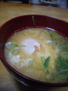 落とし卵の味噌汁-レシピのメイン写真