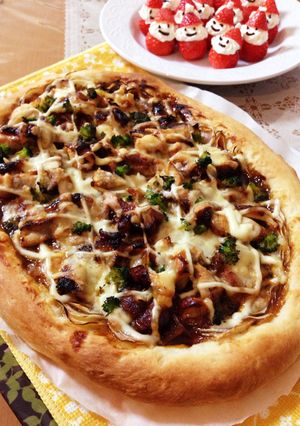 ボリューム満点♡照り焼きチキンピザ-レシピのメイン写真