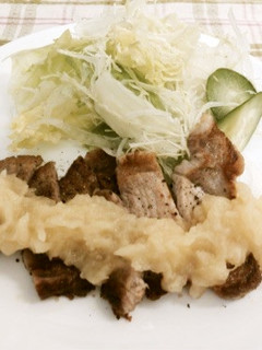 ポークソテーのリンゴソース添え-レシピのメイン写真