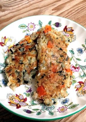手づかみ食べに☆具だくさんなおやきご飯-レシピのメイン写真