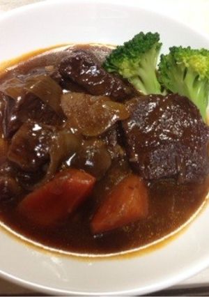 クリスマスに☆牛肉の赤ワイン煮-レシピのメイン写真