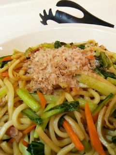 野菜たっぷり!うちの焼きうどん♬*゜-レシピのメイン写真
