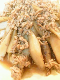 ご飯がススム♪肉ごぼう甘辛煮-レシピのメイン写真