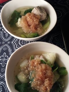 鶏挽肉団子とキャベツでみぞれ鍋-レシピのメイン写真