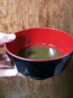 簡単すぎる!!!とろろ昆布のお吸い物-レシピのメイン写真