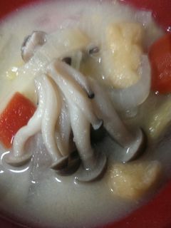 懐かしの優しい味の白味噌汁♪ 具たくさん-レシピのメイン写真