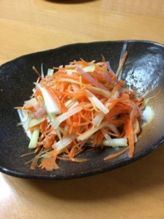 にんじんとセロリのサラダ-レシピのメイン写真