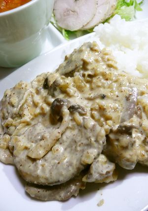 ビストロの味！鶏レバーのクリーム煮-レシピのメイン写真