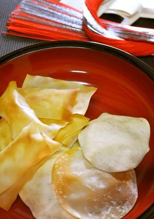 簡単◎ワンタンや餃子の皮で作る薄焼き煎餅-レシピのメイン写真
