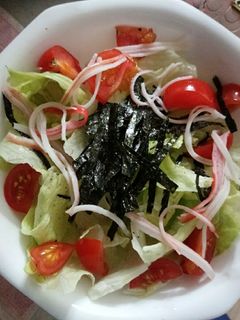 簡単過ぎてごめんなさい。レタスサラダ*-レシピのメイン写真