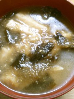 簡単 とろろ昆布 油揚げの お味噌汁!-レシピのメイン写真