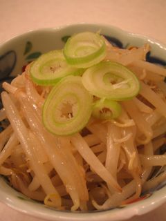もやしとしらすの梅昆布茶炒め-レシピのメイン写真
