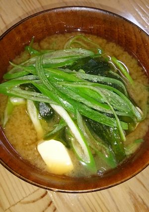 青い部分&豆腐&ワカメ♡味噌汁-レシピのメイン写真