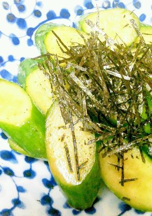 あとひく～キュウリの浅漬け♪ごま油風味-レシピのメイン写真