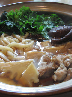 土鍋で煮込みうどん-レシピのメイン写真