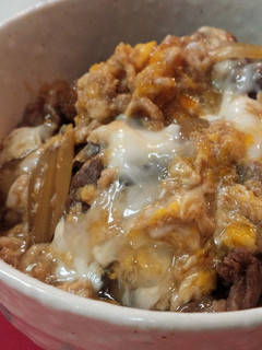 サッと煮て、早く柔らかく♪牛とじ丼-レシピのメイン写真