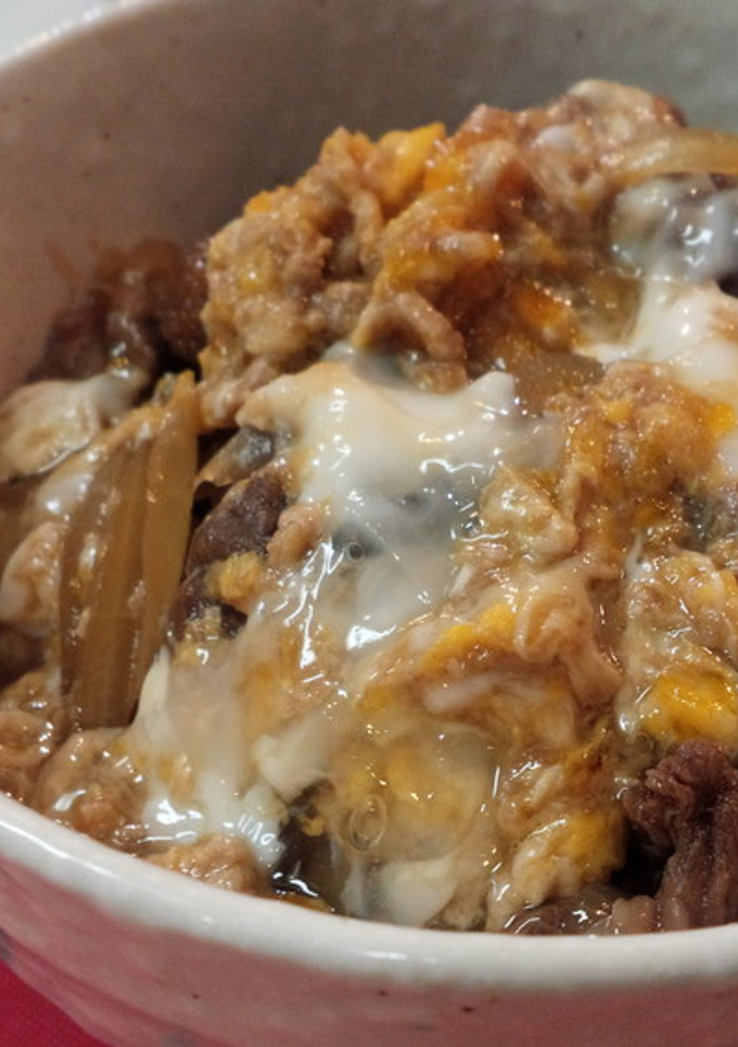 サッと煮て、早く柔らかく♪牛とじ丼-レシピのメイン写真