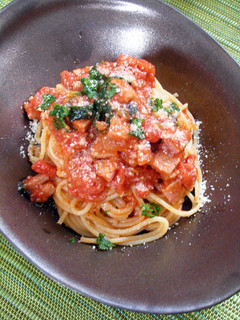 バジルとトマトソースのパスタ♪-レシピのメイン写真