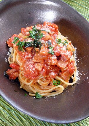バジルとトマトソースのパスタ♪-レシピのメイン写真