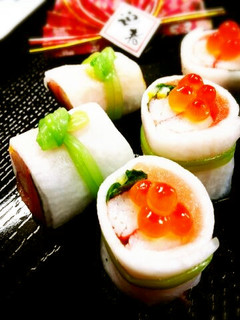 おせちに蟹かまサーモンの俵巻き♪-レシピのメイン写真