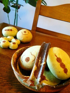 和菓子みたい◆栗きんとん入り抹茶パン-レシピのメイン写真
