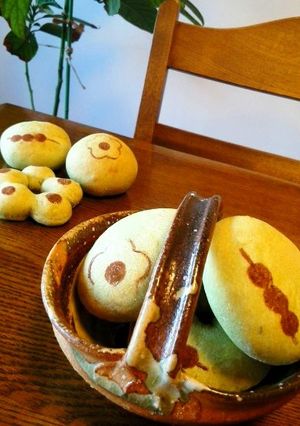 和菓子みたい◆栗きんとん入り抹茶パン-レシピのメイン写真