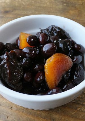 フルーティ♪黒豆の蜂蜜ドライフルーツ煮-レシピのメイン写真
