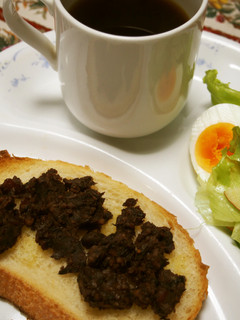 黒豆の粒あんで♪小倉トースト-レシピのメイン写真