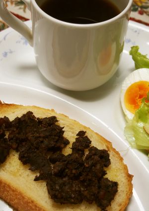 黒豆の粒あんで♪小倉トースト-レシピのメイン写真