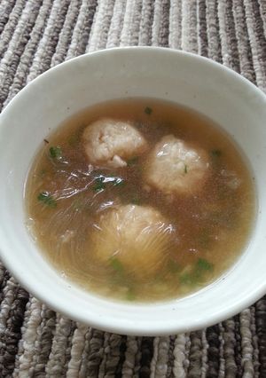 葱たっぷり鶏だんごと春雨のスープ-レシピのメイン写真