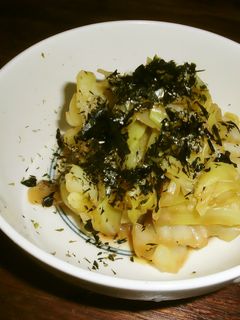 ツナの缶汁で*キャベツのくたくた煮小鉢-レシピのメイン写真