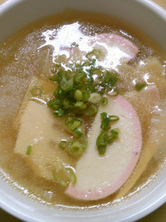 簡単 かまぼこ 筍 玉ねぎの 中華スープ-レシピのメイン写真