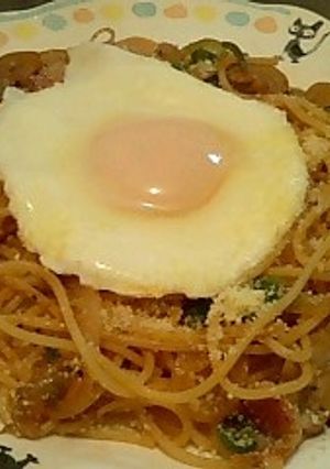 シンプル♪ナポリタン目玉焼きのせ-レシピのメイン写真