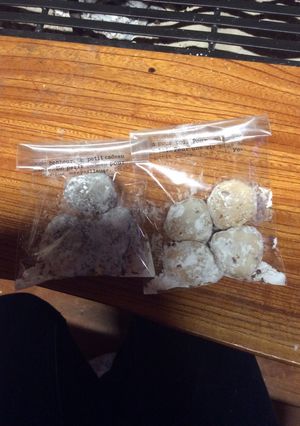 バレンタインにスノーボールクッキー-レシピのメイン写真