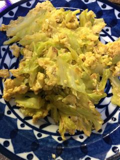 簡単でおいしいキャベツの卵とじ-レシピのメイン写真
