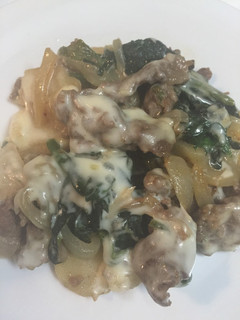 牛肉とほうれん草のチーズ炒め-レシピのメイン写真
